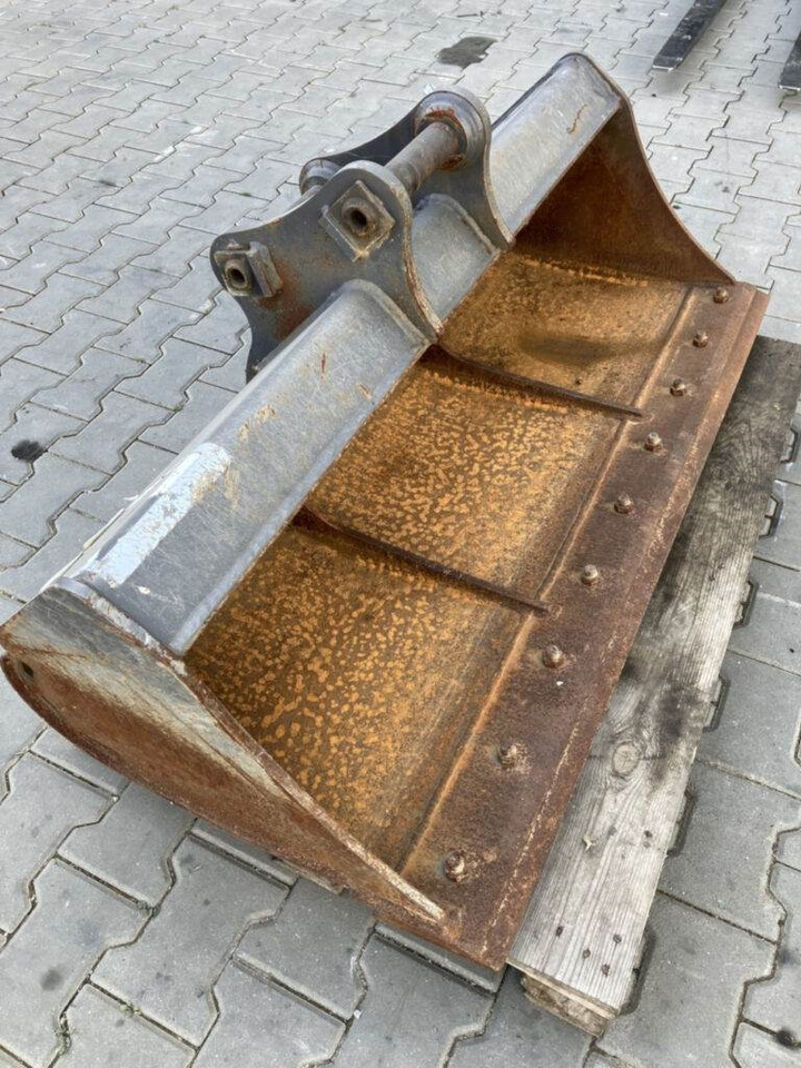 Volvo Böschungslöffel starr - Экскаватор-погрузчик: фото 1 Volvo Böschungslöffel starr - Экскаватор-погрузчик: фото 1