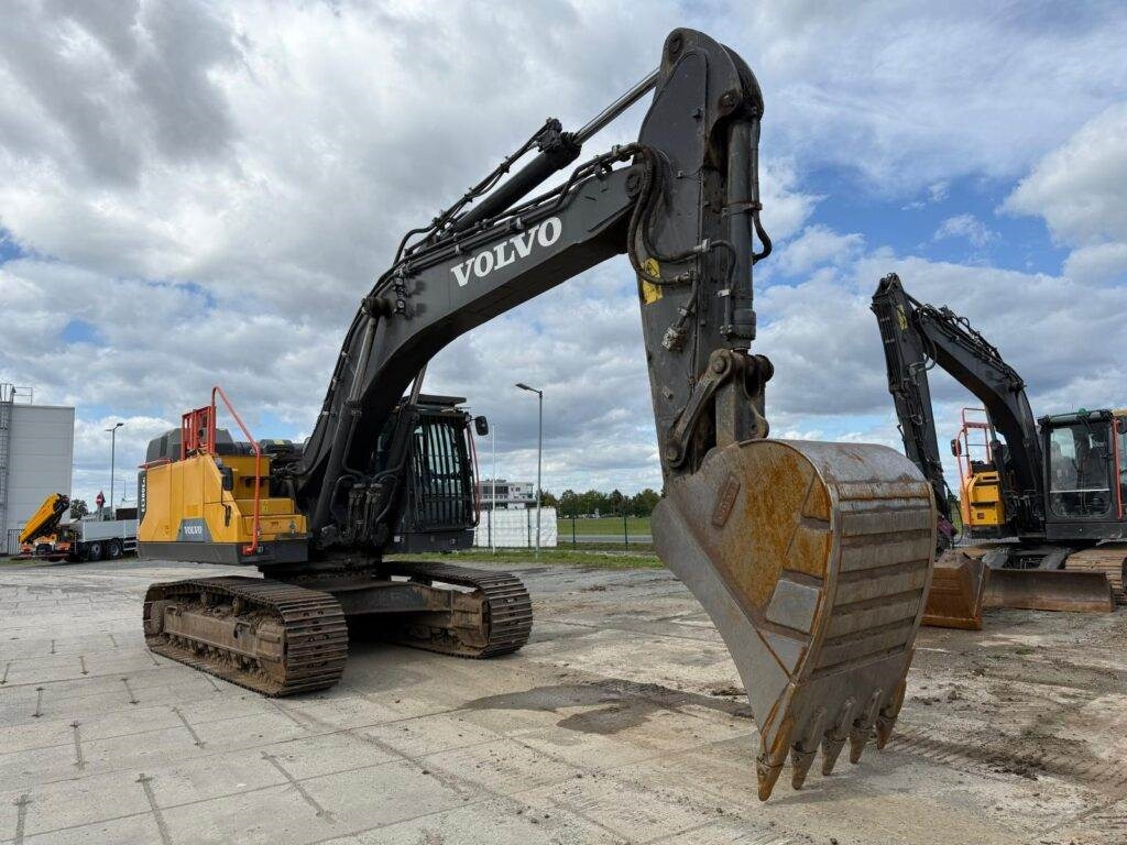 Volvo EC380ENL - Гусеничный экскаватор: фото 1 Volvo EC380ENL - Гусеничный экскаватор: фото 1