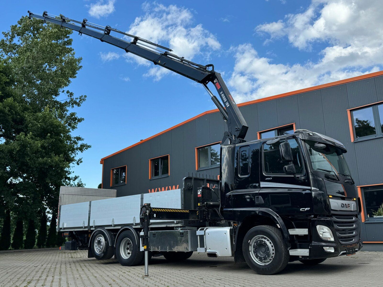 DAF CF 450 FAN 6x2 Pritsche mit Kran HIAB 188 E-6 - Грузовик бортовой/ Платформа, Автоманипулятор: фото 1 DAF CF 450 FAN 6x2 Pritsche mit Kran HIAB 188 E-6 - Грузовик бортовой/ Платформа, Автоманипулятор: фото 1