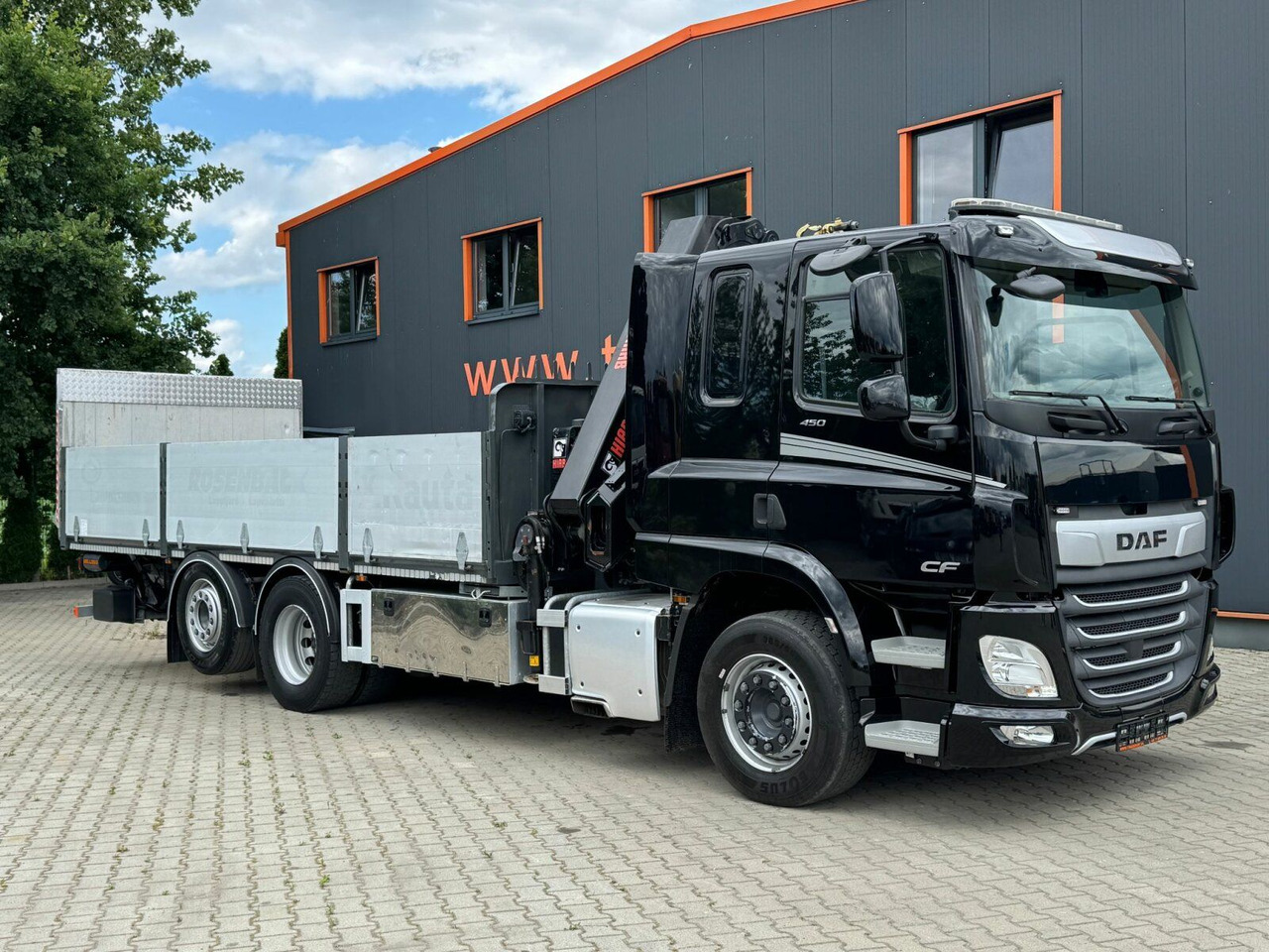 DAF CF 450 FAN 6x2 Pritsche mit Kran HIAB 188 E-6 - Автоманипулятор: фото 4 DAF CF 450 FAN 6x2 Pritsche mit Kran HIAB 188 E-6 - Автоманипулятор: фото 4