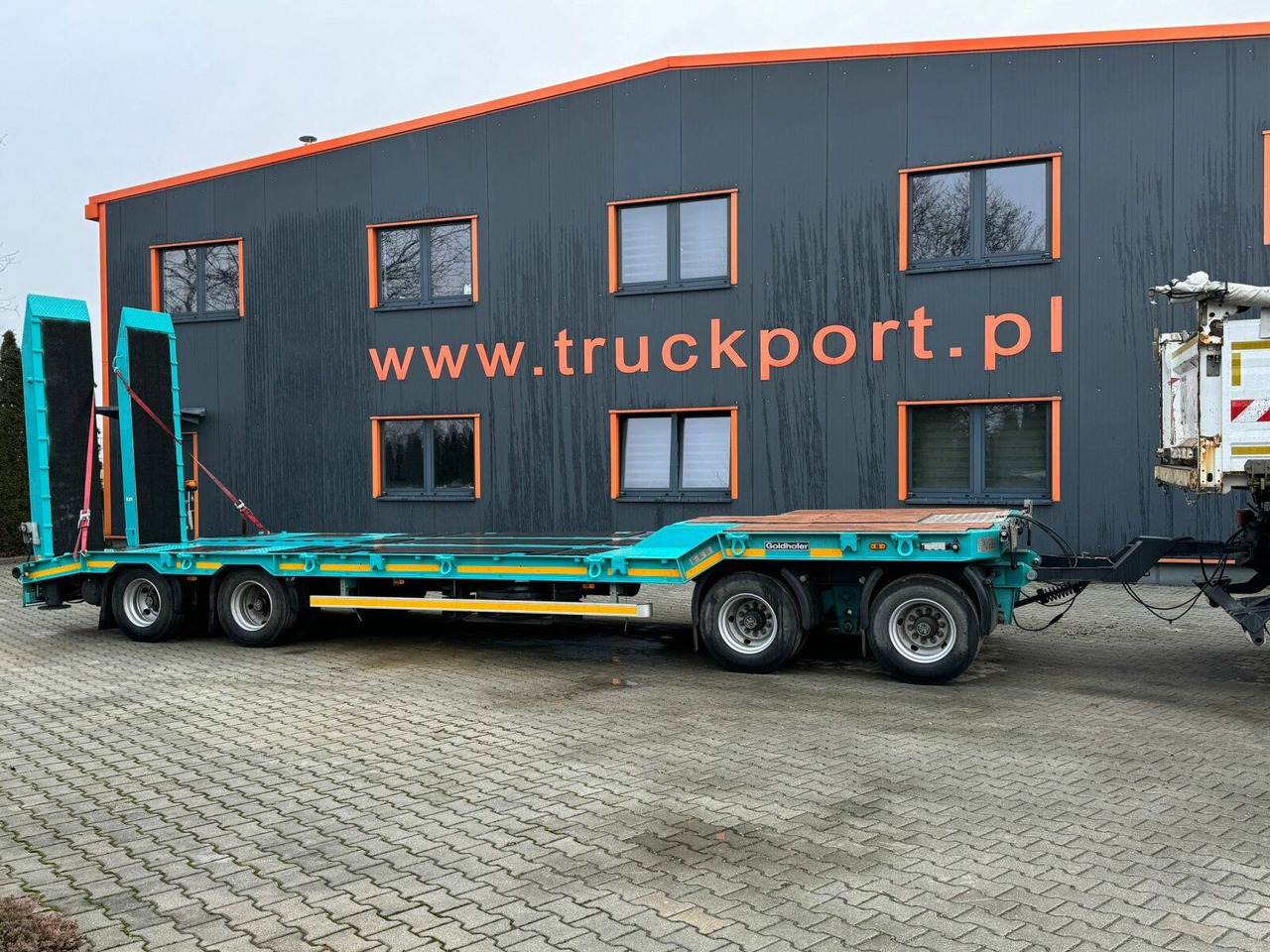 Goldhofer TU 4 EXPERT 4870 Tieflader Anhänger - Низкорамный прицеп: фото 1 Goldhofer TU 4 EXPERT 4870 Tieflader Anhänger - Низкорамный прицеп: фото 1