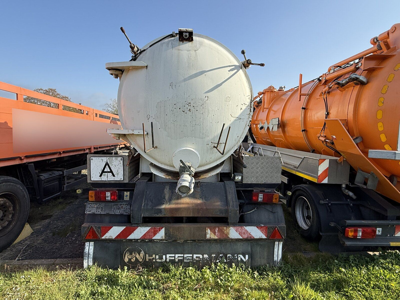Hüffermann HSD181D Tankanhänger für nicht GGVS Güter - Прицеп-цистерна: фото 3 Hüffermann HSD181D Tankanhänger für nicht GGVS Güter - Прицеп-цистерна: фото 3