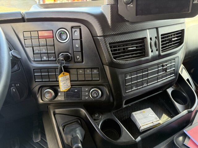 Iveco X-Way 480 6x2 Abrollkipper Palfinger PH T20 SLD5 - Крюковой мультилифт: фото 3 Iveco X-Way 480 6x2 Abrollkipper Palfinger PH T20 SLD5 - Крюковой мультилифт: фото 3