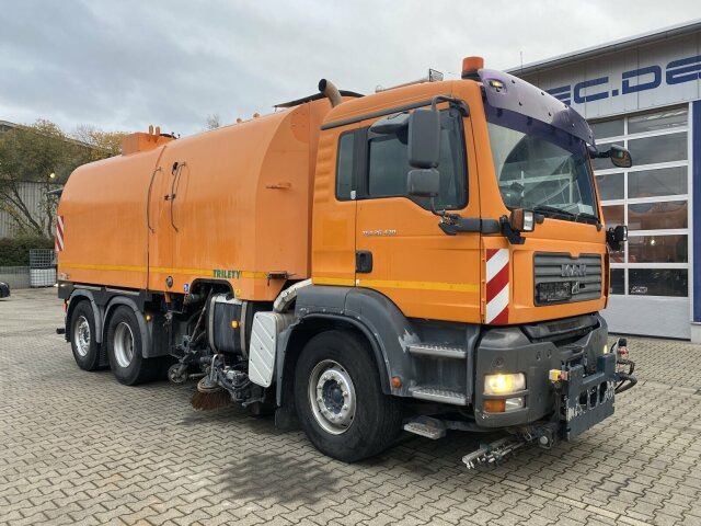 MAN TGA 26.430 6x2-2 LL - Подметально-уборочная машина: фото 1 MAN TGA 26.430 6x2-2 LL - Подметально-уборочная машина: фото 1