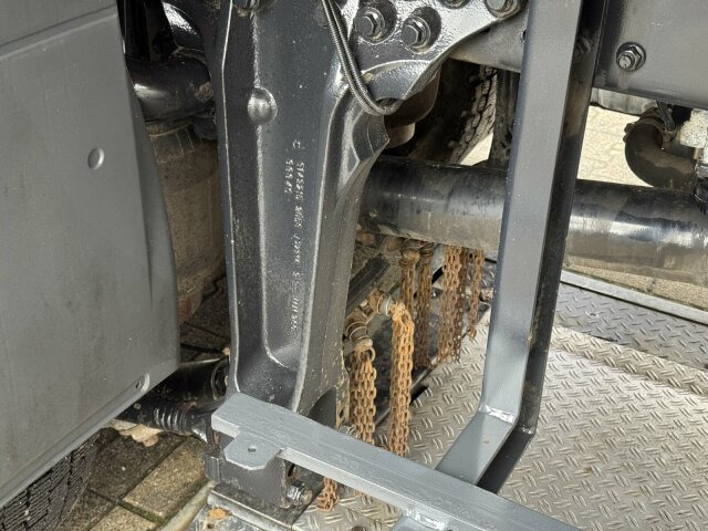 MAN TGS 28.400 6x4-4 Kipper Kran Palfinger PK9002 - Самосвал, Автоманипулятор: фото 4 MAN TGS 28.400 6x4-4 Kipper Kran Palfinger PK9002 - Самосвал, Автоманипулятор: фото 4