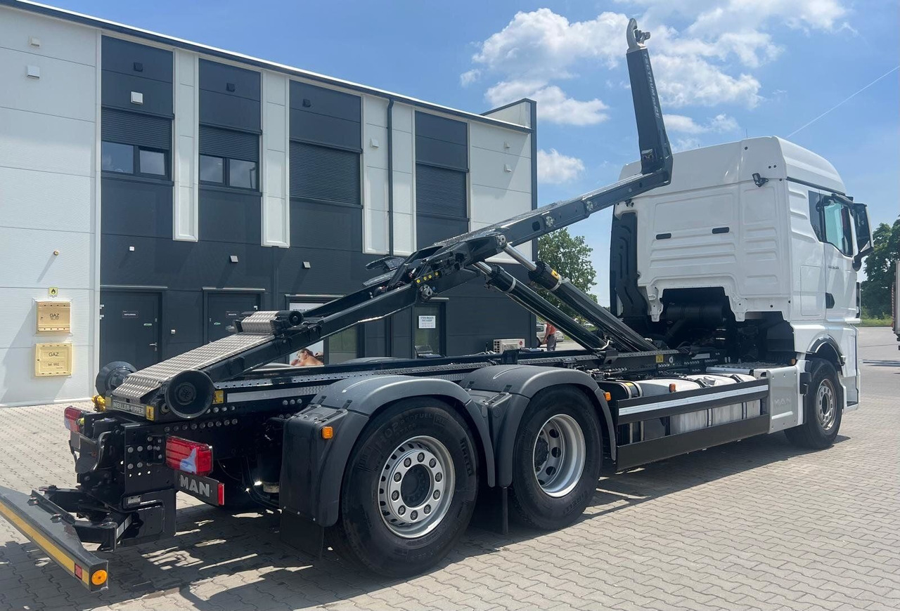 MAN TGX 26.520 6x2 Abrollkipper MEILLER RS 21.70 - Крюковой мультилифт: фото 3 MAN TGX 26.520 6x2 Abrollkipper MEILLER RS 21.70 - Крюковой мультилифт: фото 3