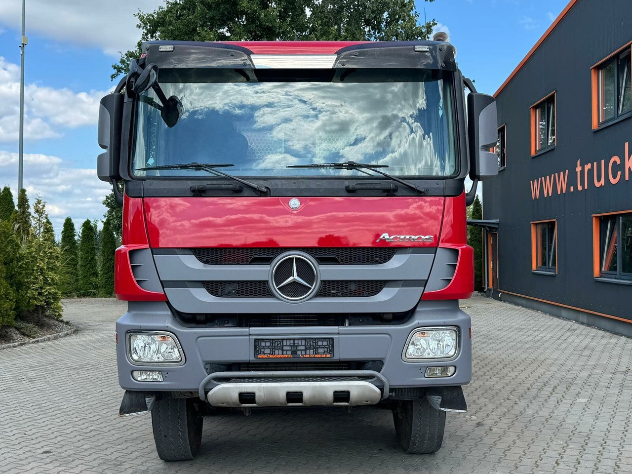 Mercedes-Benz ACTROS 4144 8x6 EURO5 Kipper mit Bordmatik - Самосвал: фото 3 Mercedes-Benz ACTROS 4144 8x6 EURO5 Kipper mit Bordmatik - Самосвал: фото 3