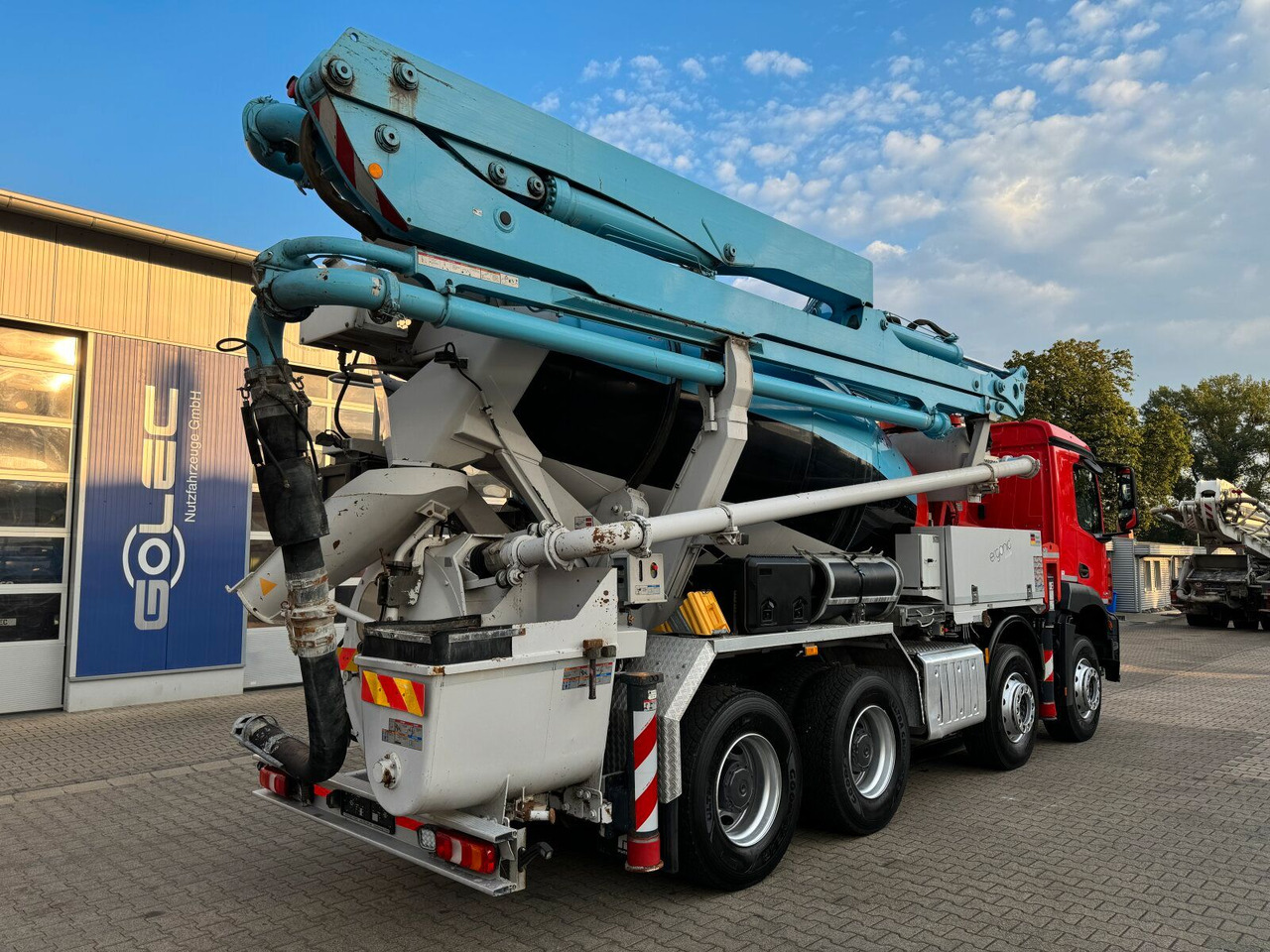Mercedes-Benz AROCS 3243 8x4 Euro 6 Pumi Putzmeister TMM 24-3 - Автобетоносмеситель: фото 5 Mercedes-Benz AROCS 3243 8x4 Euro 6 Pumi Putzmeister TMM 24-3 - Автобетоносмеситель: фото 5