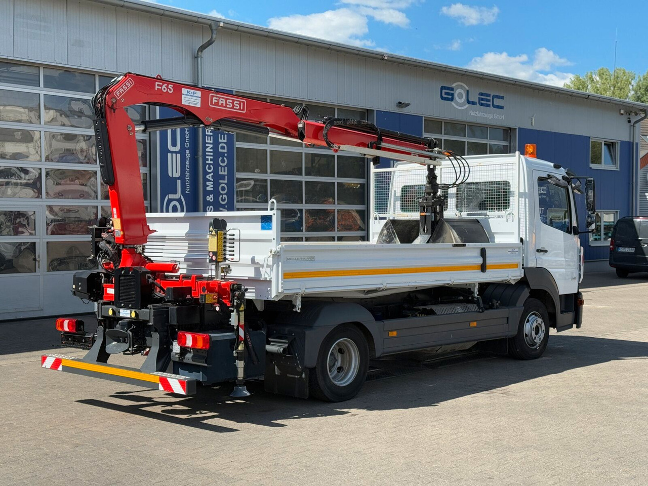 Mercedes-Benz ATEGO 818 4x2 Euro 6 Kipper Kran FASSI F65B.0.22 - Автоманипулятор: фото 5 Mercedes-Benz ATEGO 818 4x2 Euro 6 Kipper Kran FASSI F65B.0.22 - Автоманипулятор: фото 5