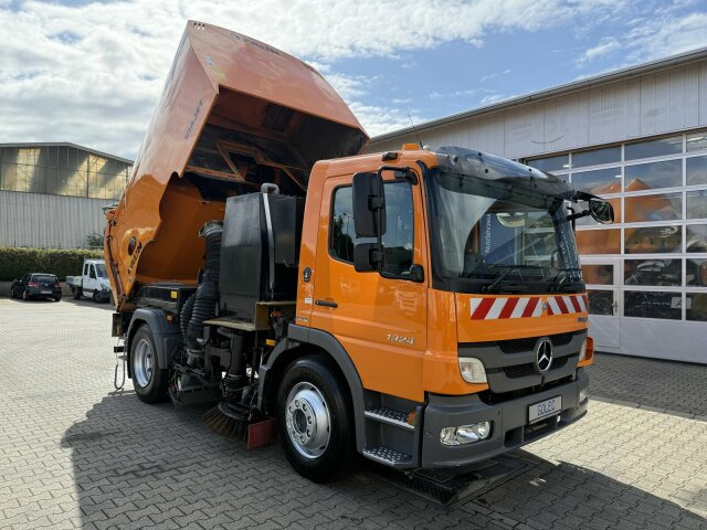 Подметально-уборочная машина Mercedes-Benz Atego 1324 4x2 Kehrmaschine Viajet 6R/L: фото 8 Подметально-уборочная машина Mercedes-Benz Atego 1324 4x2 Kehrmaschine Viajet 6R/L: фото 8