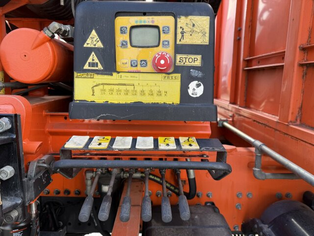 Renault Premium Lander Pritsche mit Kran FASSI - Автоманипулятор, Грузовик бортовой/ Платформа: фото 3 Renault Premium Lander Pritsche mit Kran FASSI - Автоманипулятор, Грузовик бортовой/ Платформа: фото 3