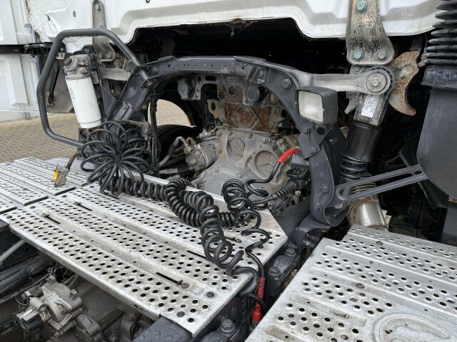 Mercedes-Benz Actros 1845 LS Sattelzugmaschine 4x2 - Тягач: фото 3 Mercedes-Benz Actros 1845 LS Sattelzugmaschine 4x2 - Тягач: фото 3