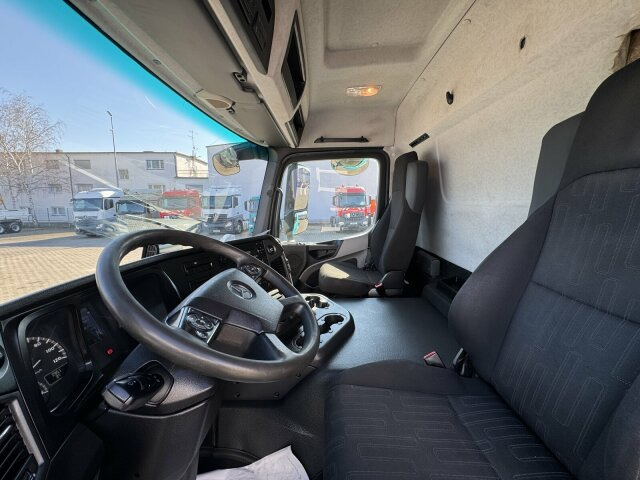Mercedes-Benz Antos 2136 4x2 SZM Retarder Kipphyd. - Тягач: фото 3 Mercedes-Benz Antos 2136 4x2 SZM Retarder Kipphyd. - Тягач: фото 3