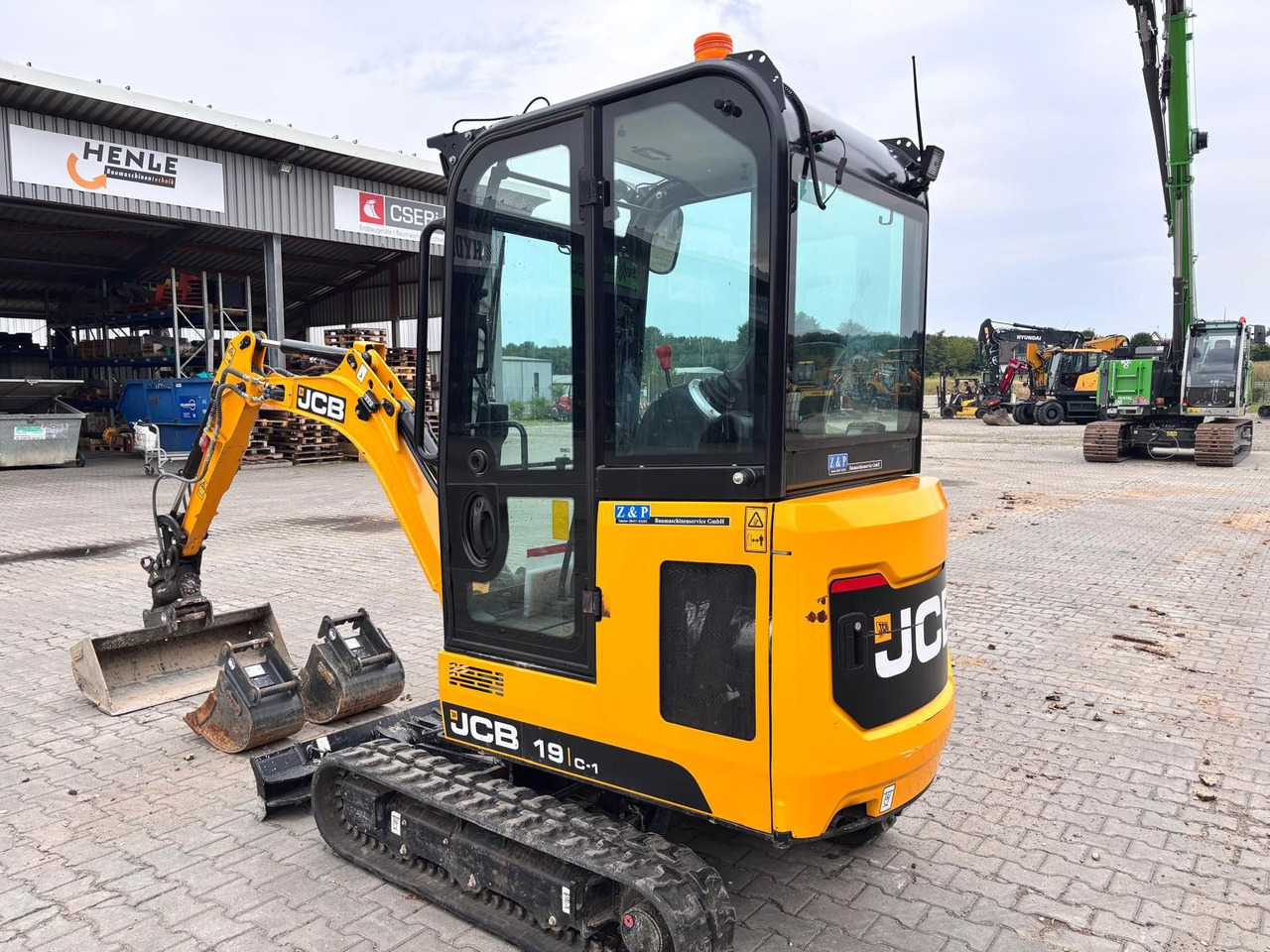 JCB 19C-1 - Мини-экскаватор: фото 4 JCB 19C-1 - Мини-экскаватор: фото 4