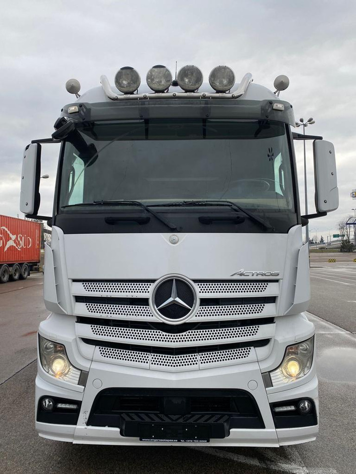 MERCEDES-BENZ ACTROS 2542 - Грузовик с закрытым кузовом: фото 3 MERCEDES-BENZ ACTROS 2542 - Грузовик с закрытым кузовом: фото 3