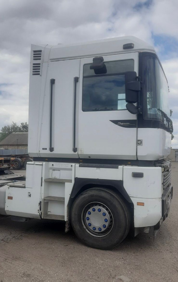 RENAULT Magnum 390 - Тягач: фото 4 RENAULT Magnum 390 - Тягач: фото 4