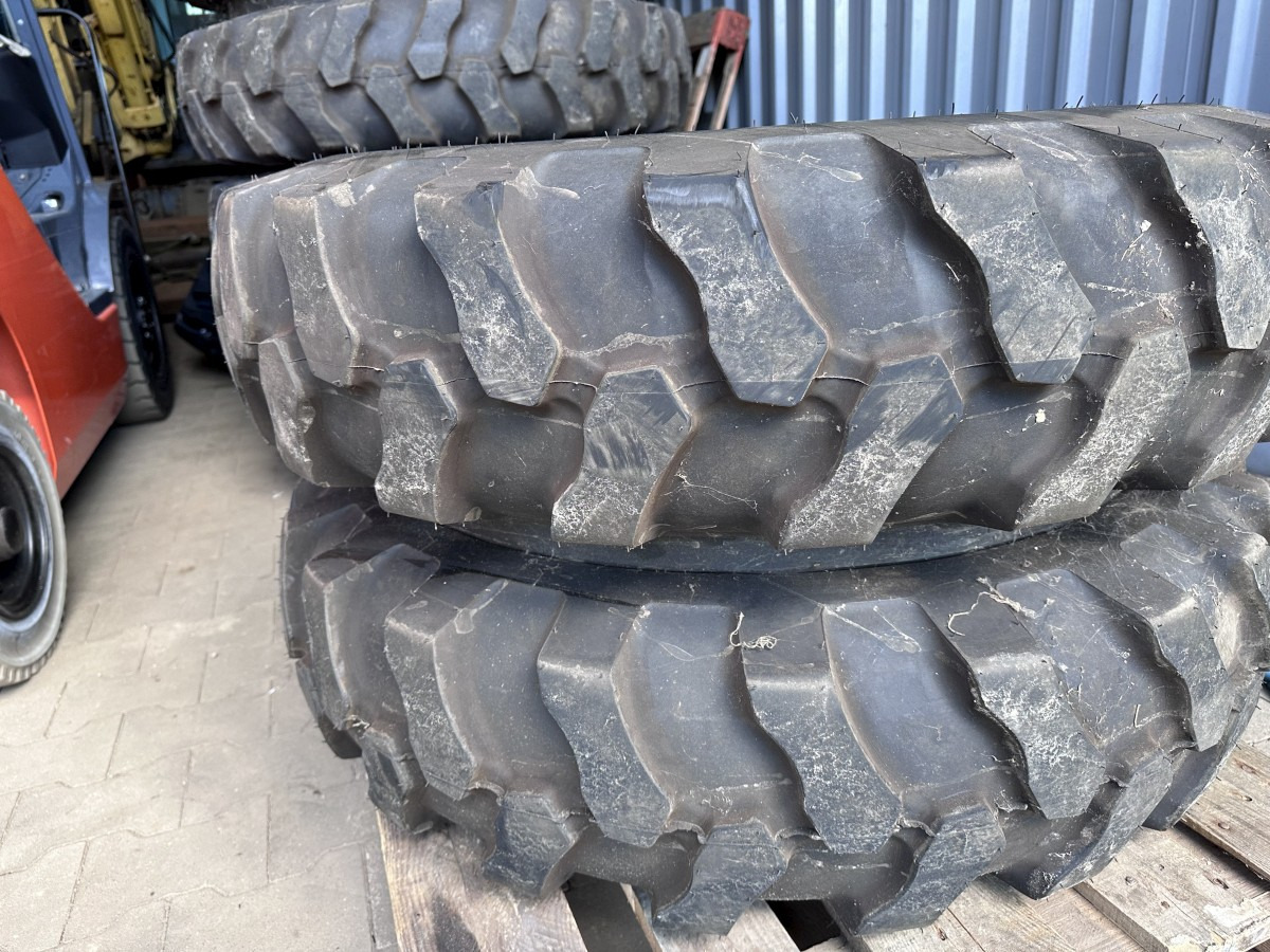 Apollo 10.00 - 20 Apollo Kompletträder - Complet tires в лизинг Apollo 10.00 - 20 Apollo Kompletträder - Complet tires: фото 6