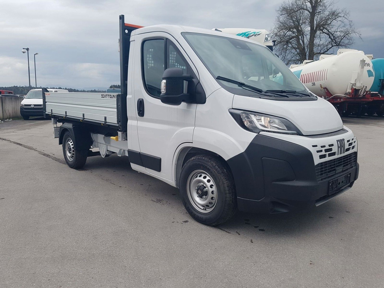 Fiat Ducato 35H L2H1 EKA 3-Seiten-Kipper 180 PS AHK - Малотоннажный самосвал: фото 4 Fiat Ducato 35H L2H1 EKA 3-Seiten-Kipper 180 PS AHK - Малотоннажный самосвал: фото 4