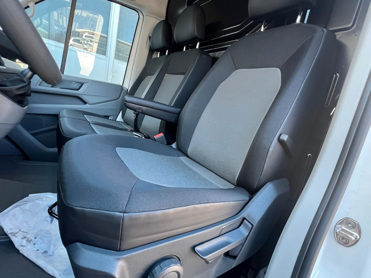 Volkswagen Crafter 35 L3H3-140-Kamera-Temp-Lager - Цельнометаллический фургон: фото 5 Volkswagen Crafter 35 L3H3-140-Kamera-Temp-Lager - Цельнометаллический фургон: фото 5
