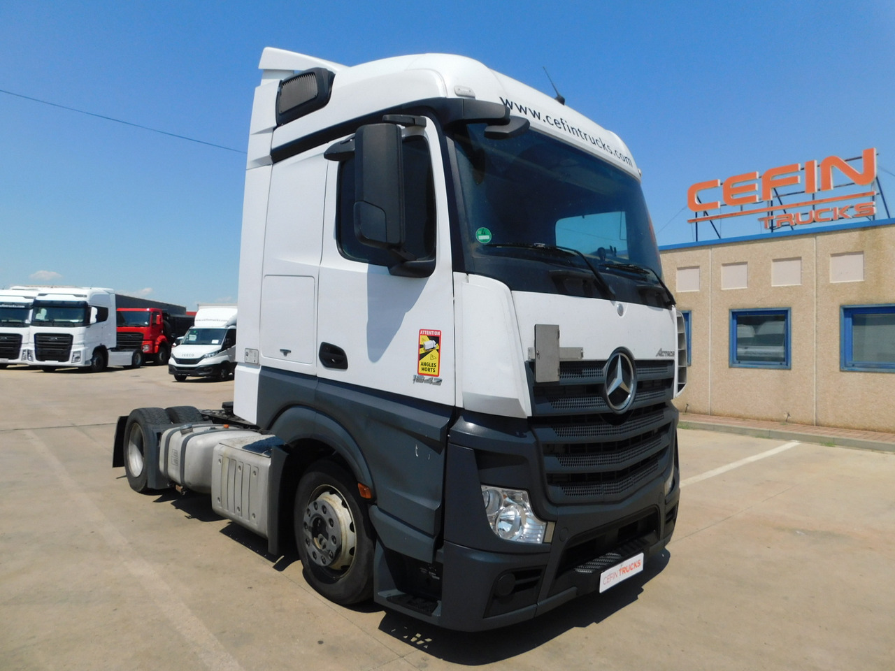Mercedes Actros - Тягач: фото 2 Mercedes Actros - Тягач: фото 2