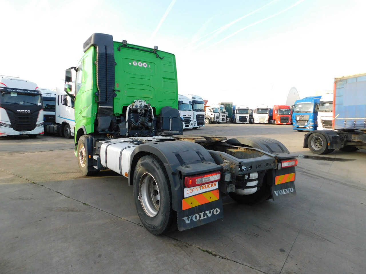 Volvo Fh - Тягач: фото 4 Volvo Fh - Тягач: фото 4