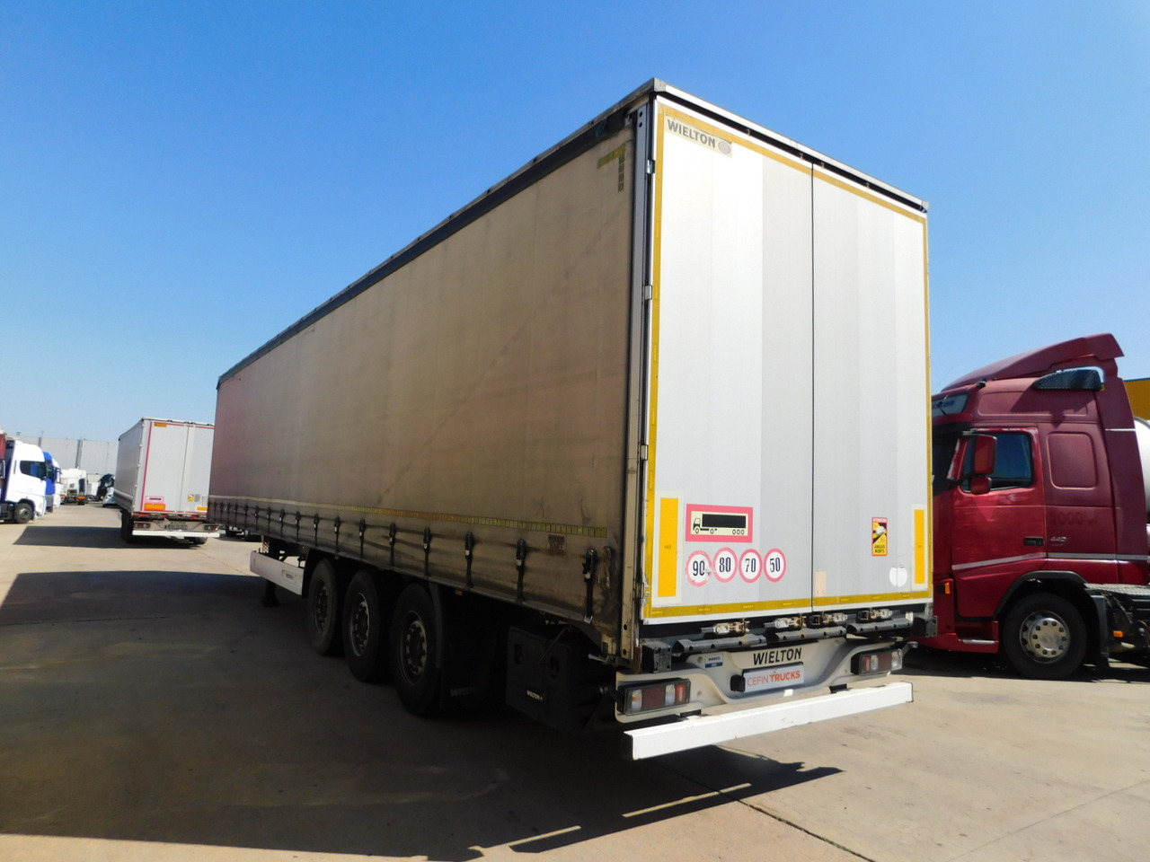 Wielton Ns3k - Тентованный полуприцеп: фото 4 Wielton Ns3k - Тентованный полуприцеп: фото 4