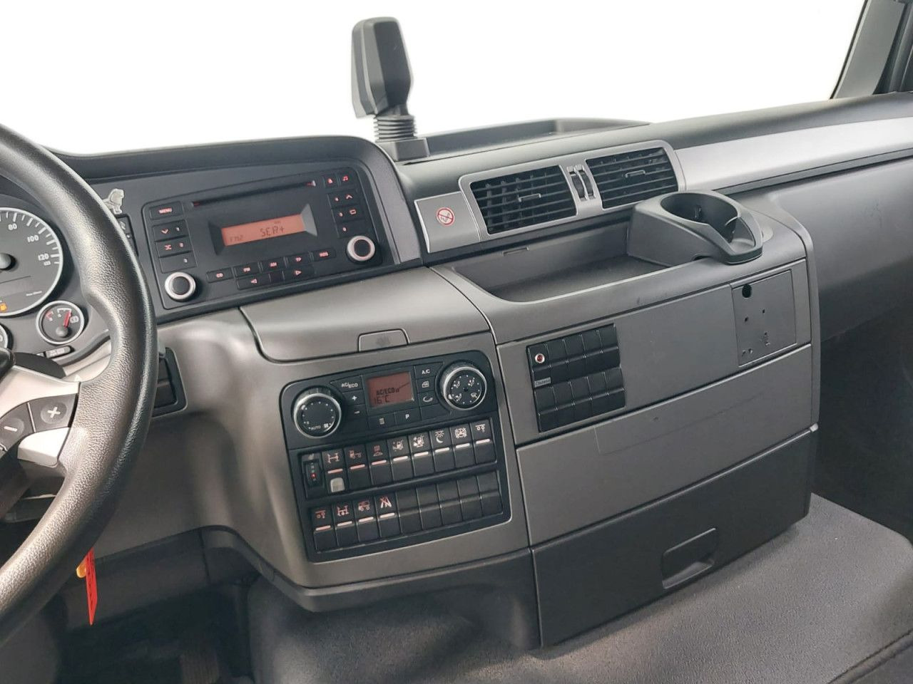 Тягач MAN TGX: фото 5 Тягач MAN TGX: фото 5