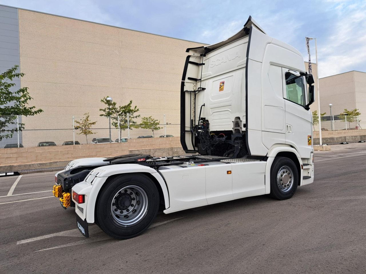 Scania  - Тягач: фото 4 Scania  - Тягач: фото 4