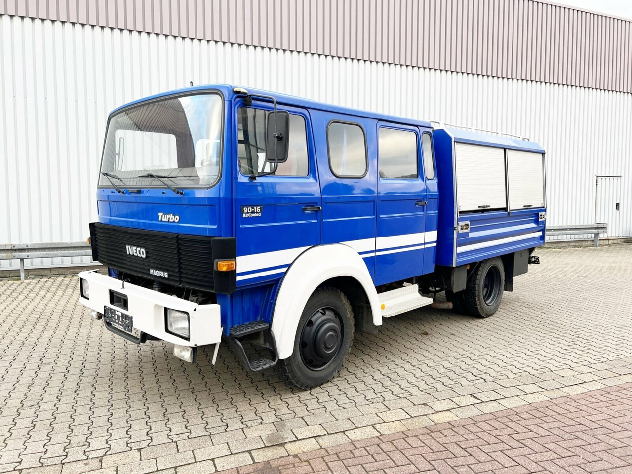90-16 AW 4x4 Doka 90-16 AW 4x4 Doka, Mannschaftswagen - Пожарная машина: фото 1 90-16 AW 4x4 Doka 90-16 AW 4x4 Doka, Mannschaftswagen - Пожарная машина: фото 1