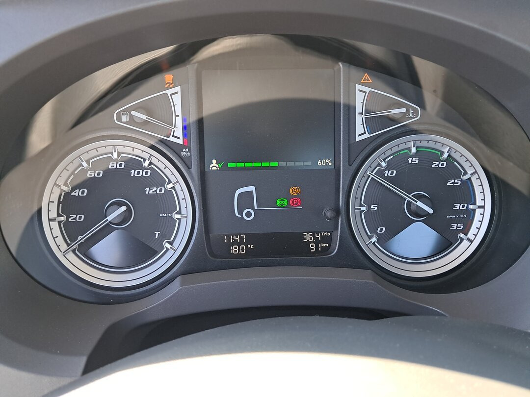 DAF LF 290 FA 4x2 LF 290 FA 4x2, Nebenantrieb, Navi - Грузовик-шасси: фото 2 DAF LF 290 FA 4x2 LF 290 FA 4x2, Nebenantrieb, Navi - Грузовик-шасси: фото 2