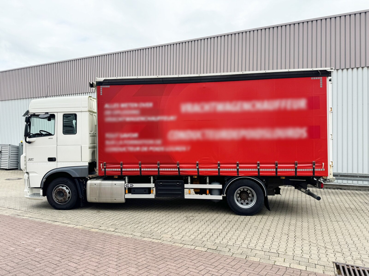 Грузовик бортовой/ Платформа DAF XF 410 FA 4x2 XF 410 FA 4x2, Fahrschule, 2x AHK, 6 Sitze: фото 12 Грузовик бортовой/ Платформа DAF XF 410 FA 4x2 XF 410 FA 4x2, Fahrschule, 2x AHK, 6 Sitze: фото 12