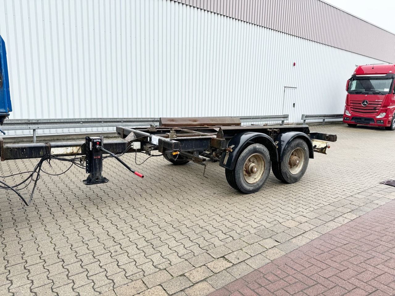 EACA 135.20 T FUCHS EACA 135.20 T, Absetzanhänger für 1 Mulde - Прицеп мультилифт/ Бункеровоз: фото 1 EACA 135.20 T FUCHS EACA 135.20 T, Absetzanhänger für 1 Mulde - Прицеп мультилифт/ Бункеровоз: фото 1