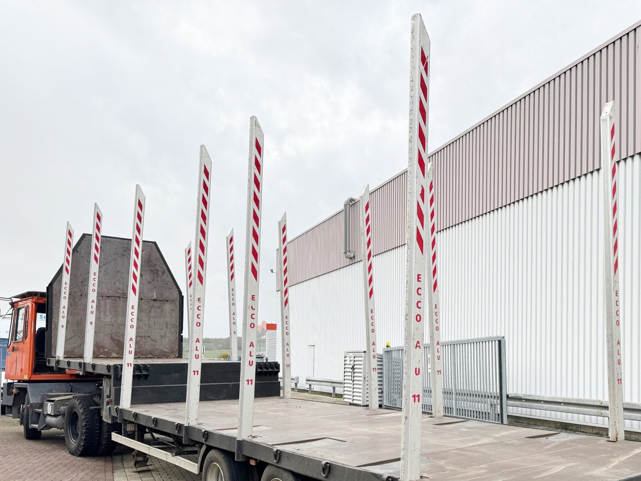 ECCO ALU Schemel/Rungen ECCO ALU Schemel/Rungen, 12x Neuwertig - Лесовоз: фото 4 ECCO ALU Schemel/Rungen ECCO ALU Schemel/Rungen, 12x Neuwertig - Лесовоз: фото 4