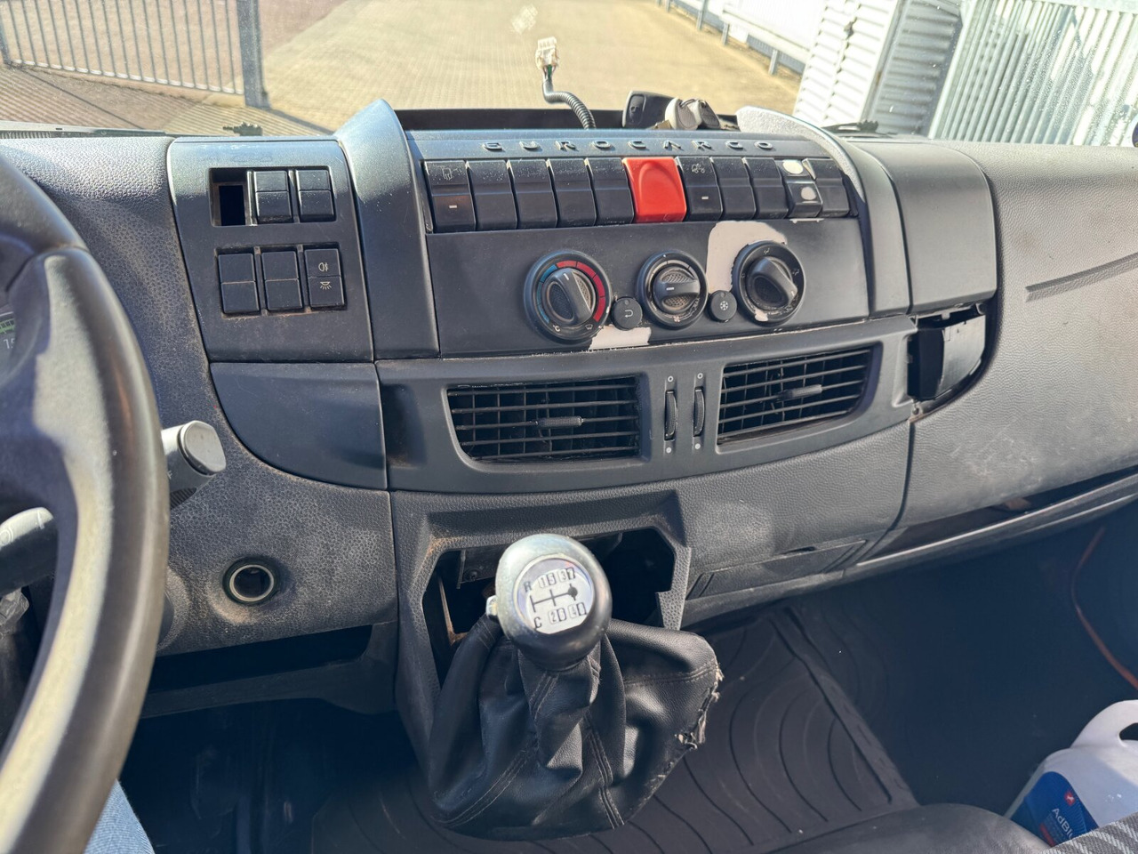 Euro Cargo 160E25 4x2 Euro Cargo 160E25 4x2, HIAB Abroller - Крюковой мультилифт: фото 4 Euro Cargo 160E25 4x2 Euro Cargo 160E25 4x2, HIAB Abroller - Крюковой мультилифт: фото 4