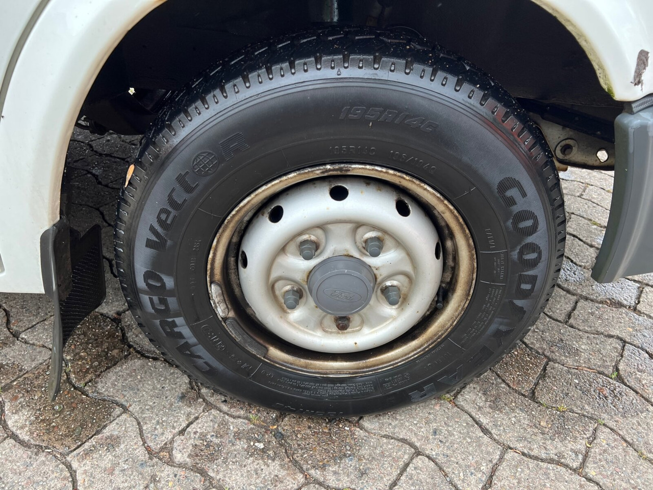 Грузопассажирский фургон Ford Transit 2.0 4x2 Transit 2.0 4x2, Benziner!: фото 7 Грузопассажирский фургон Ford Transit 2.0 4x2 Transit 2.0 4x2, Benziner!: фото 7