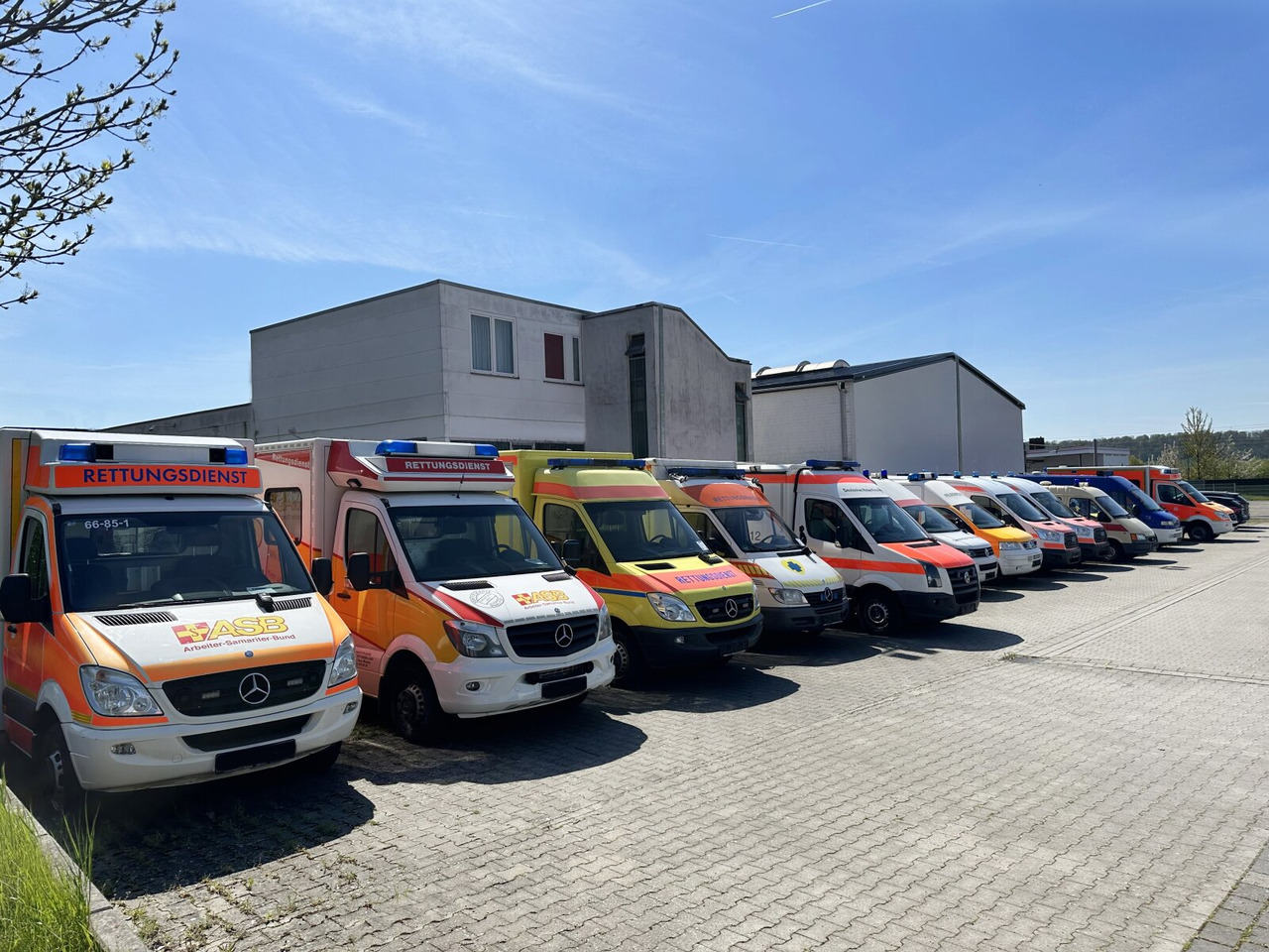 Ford Transit 2.2 TDCI 4x2 Transit 2.2 TDCI 4x2, Krankentransporter - Машина скорой помощи: фото 4 Ford Transit 2.2 TDCI 4x2 Transit 2.2 TDCI 4x2, Krankentransporter - Машина скорой помощи: фото 4
