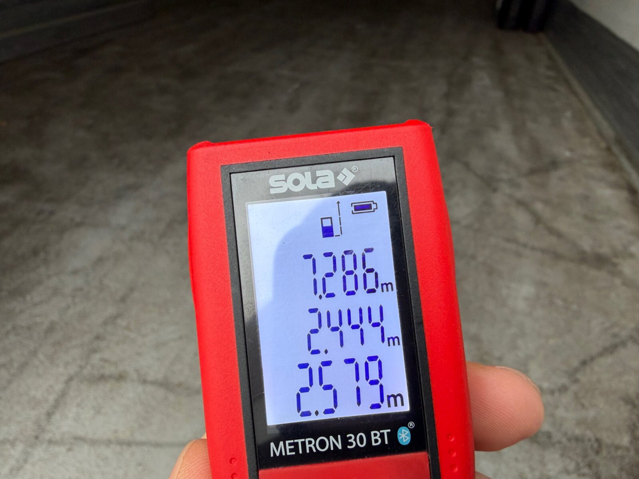 Mercedes-Benz Actros 1832 L 4x2 Actros 1832 L 4x2, Kühlkoffer, 2x Trennwand, Carrier, LBW BÄR - Грузовик: фото 3 Mercedes-Benz Actros 1832 L 4x2 Actros 1832 L 4x2, Kühlkoffer, 2x Trennwand, Carrier, LBW BÄR - Грузовик: фото 3