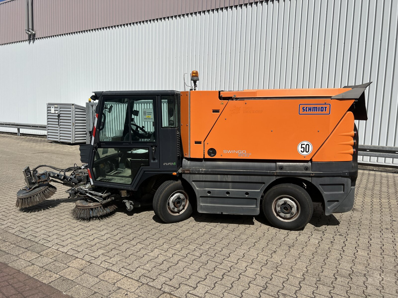 Schmidt Swingo Compact 200 4x2 Swingo Compact 200 4x2, Kehrmaschine в лизинг Schmidt Swingo Compact 200 4x2 Swingo Compact 200 4x2, Kehrmaschine: фото 12 Schmidt Swingo Compact 200 4x2 Swingo Compact 200 4x2, Kehrmaschine в лизинг Schmidt Swingo Compact 200 4x2 Swingo Compact 200 4x2, Kehrmaschine: фото 12