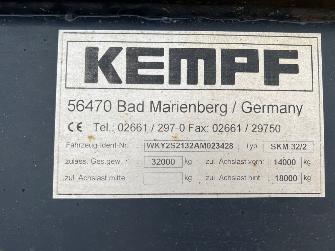Kempf SKM 32/2 SKM 32/2 Stahlmulde ca. 23m³, Liftachse, Zwillingsbereift - Самосвальный полуприцеп: фото 4 Kempf SKM 32/2 SKM 32/2 Stahlmulde ca. 23m³, Liftachse, Zwillingsbereift - Самосвальный полуприцеп: фото 4