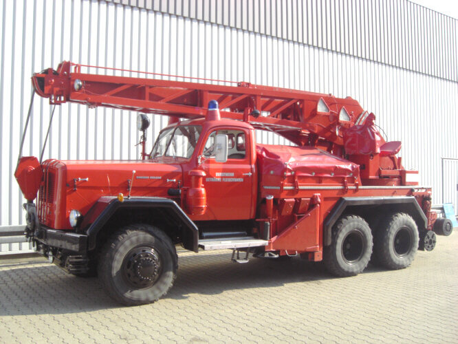 MAGIRUS URANUS 250D22 KW 16 MAGIRUS URANUS 250D22 KW 16 Feuerwehr Kranwagen - Пожарная машина: фото 1 MAGIRUS URANUS 250D22 KW 16 MAGIRUS URANUS 250D22 KW 16 Feuerwehr Kranwagen - Пожарная машина: фото 1