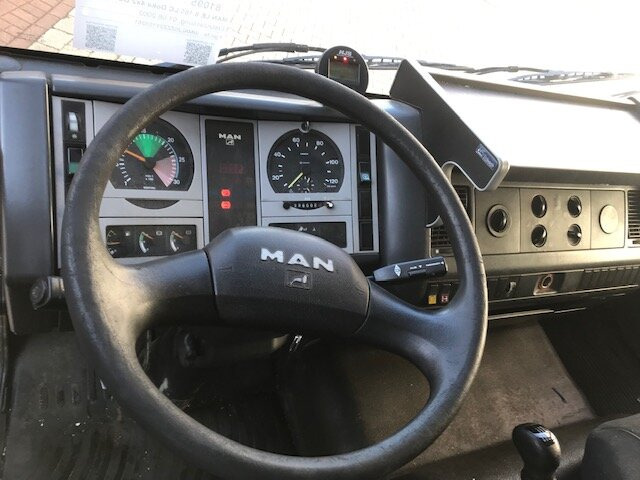 MAN LE 8.185 LC Doka 4x2 BB LE 8.185 LC Doka 4x2 BB, 2x AHK - Грузовик бортовой/ Платформа: фото 2 MAN LE 8.185 LC Doka 4x2 BB LE 8.185 LC Doka 4x2 BB, 2x AHK - Грузовик бортовой/ Платформа: фото 2