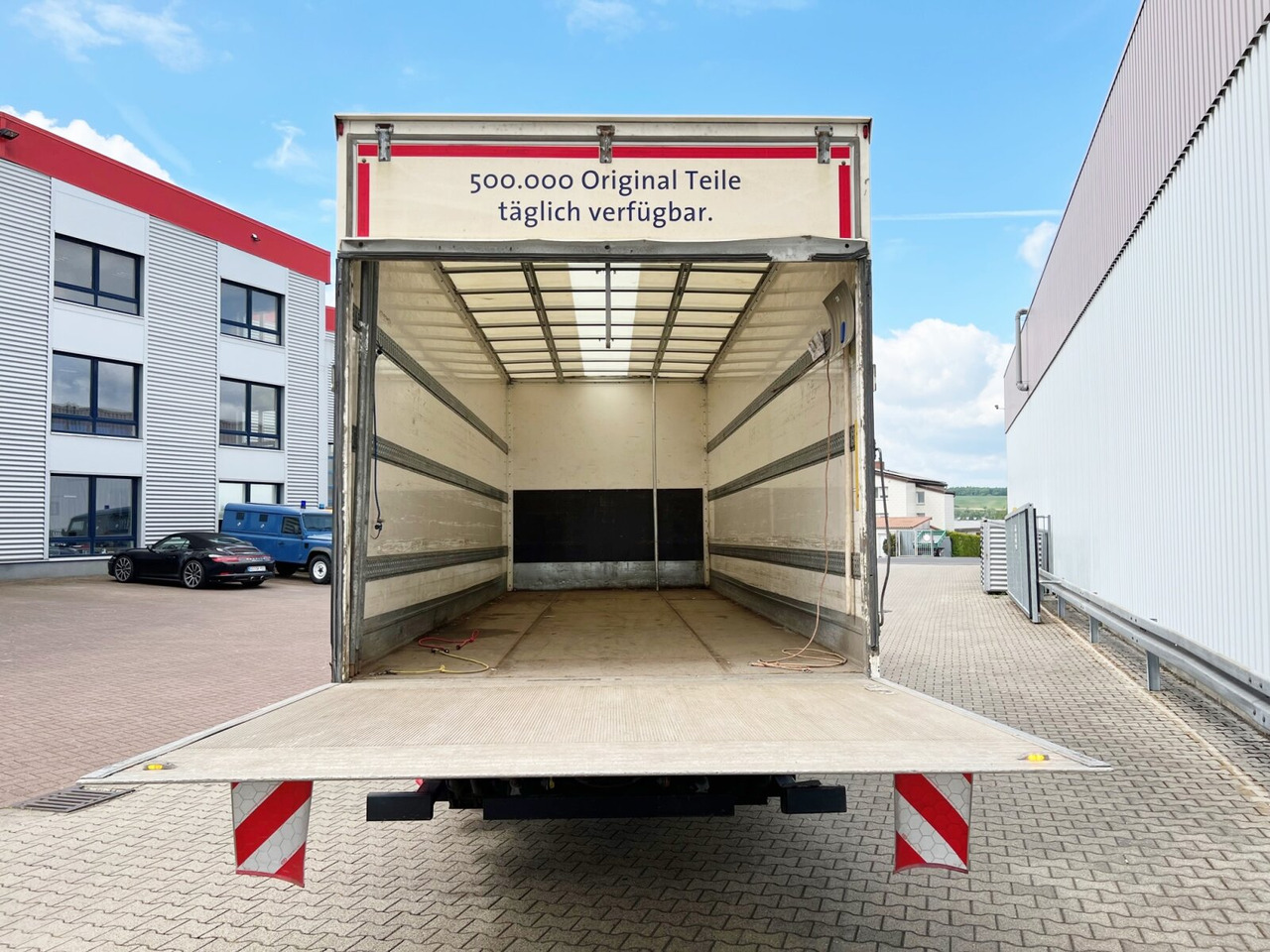 Грузовик с закрытым кузовом MAN TGL 12.220 4X2 BL TGL 12.220 4X2 BL mit MBB LBW 1500K: фото 12