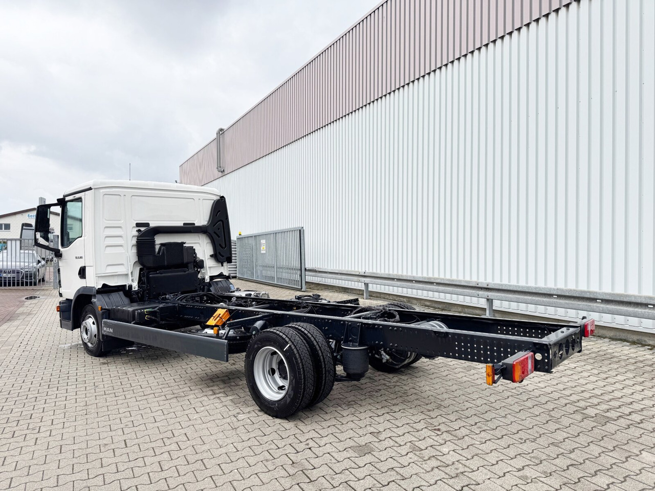 Новый Крюковой мультилифт MAN TGL 8.160 4x2 BL CH TGL 8.160 4x2 BL CH, City-Abroller: фото 12