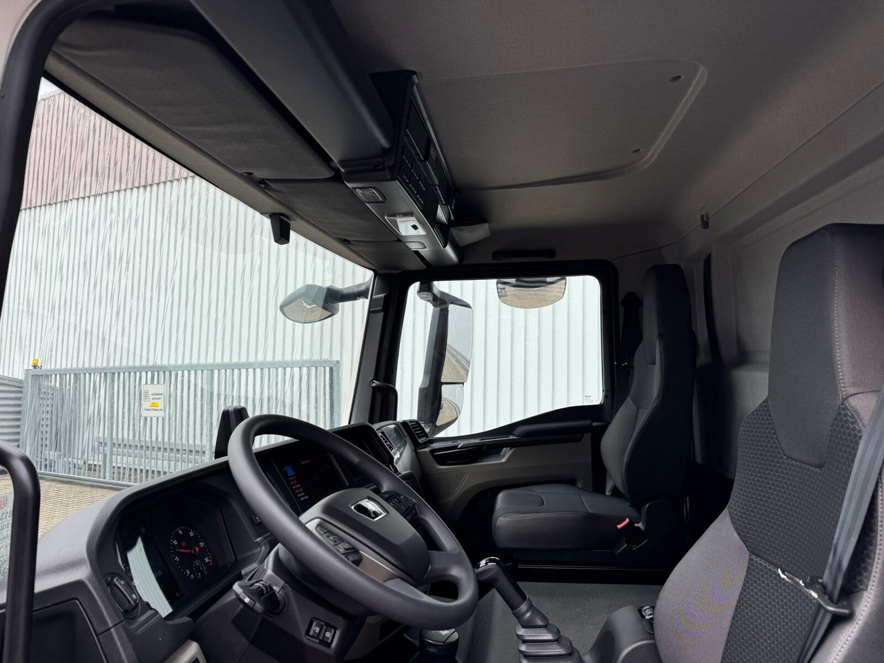 Новый Крюковой мультилифт MAN TGL 8.160 4x2 BL CH TGL 8.160 4x2 BL CH, City-Abroller: фото 15
