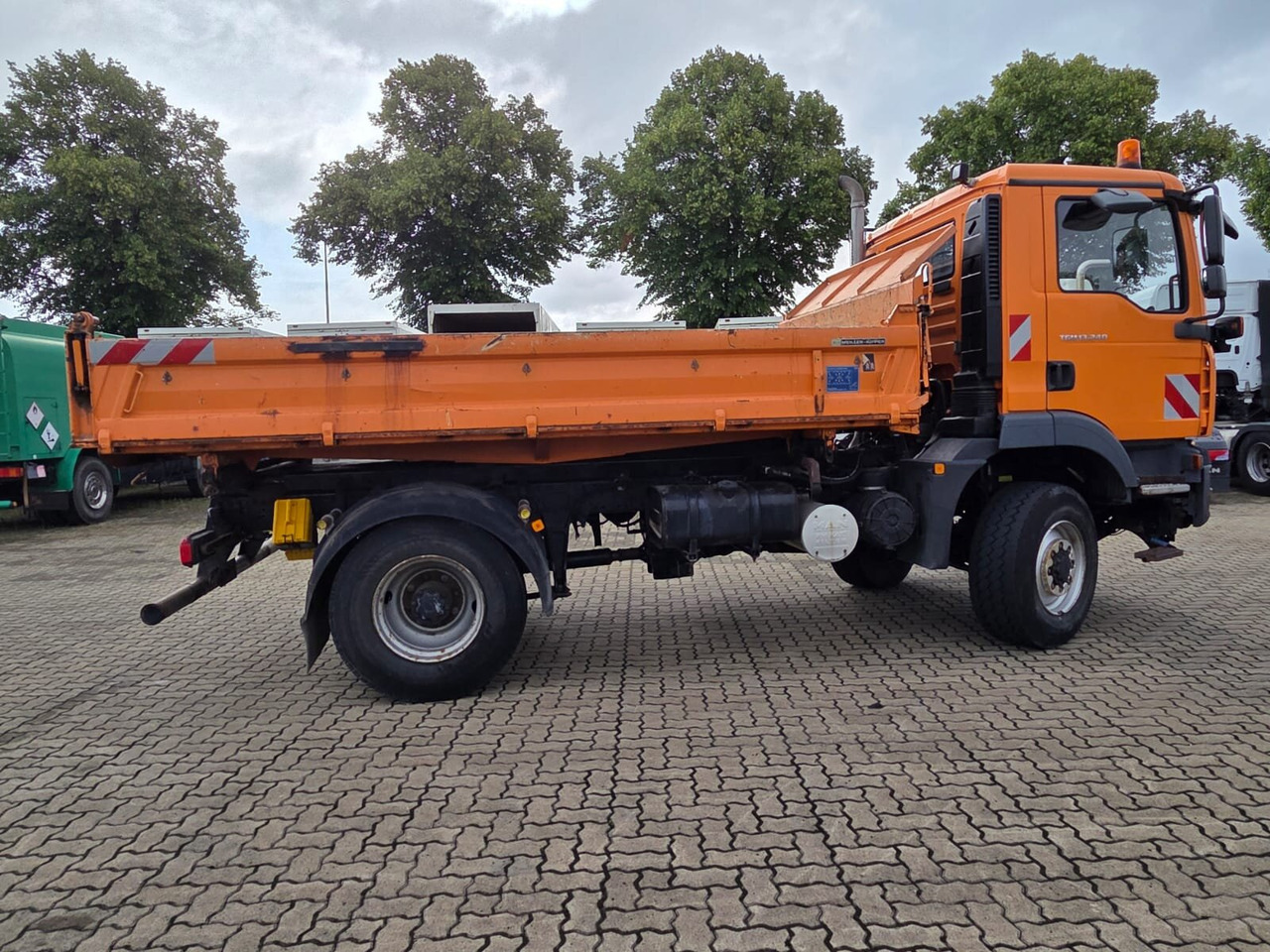 Самосвал MAN TGM 15.240 4X4 BL TGM 15.240 4X4 BL, Winterdienstausstattung: фото 13