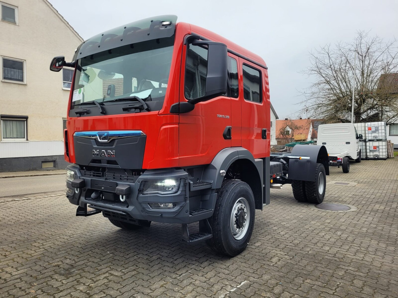MAN TGM 18.250 4x4 BB CH TGM 18.250 4x4 BB CH, Mehrfach Vorhanden! - Грузовик-шасси: фото 1 MAN TGM 18.250 4x4 BB CH TGM 18.250 4x4 BB CH, Mehrfach Vorhanden! - Грузовик-шасси: фото 1