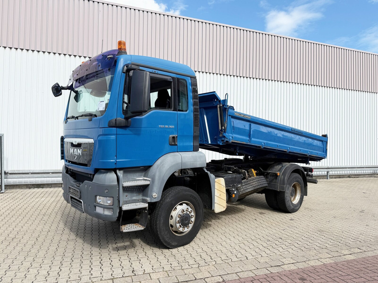 MAN TGS 18.360 4x4 BB TGS 18.360 4x4 BB - Самосвал: фото 1 MAN TGS 18.360 4x4 BB TGS 18.360 4x4 BB - Самосвал: фото 1