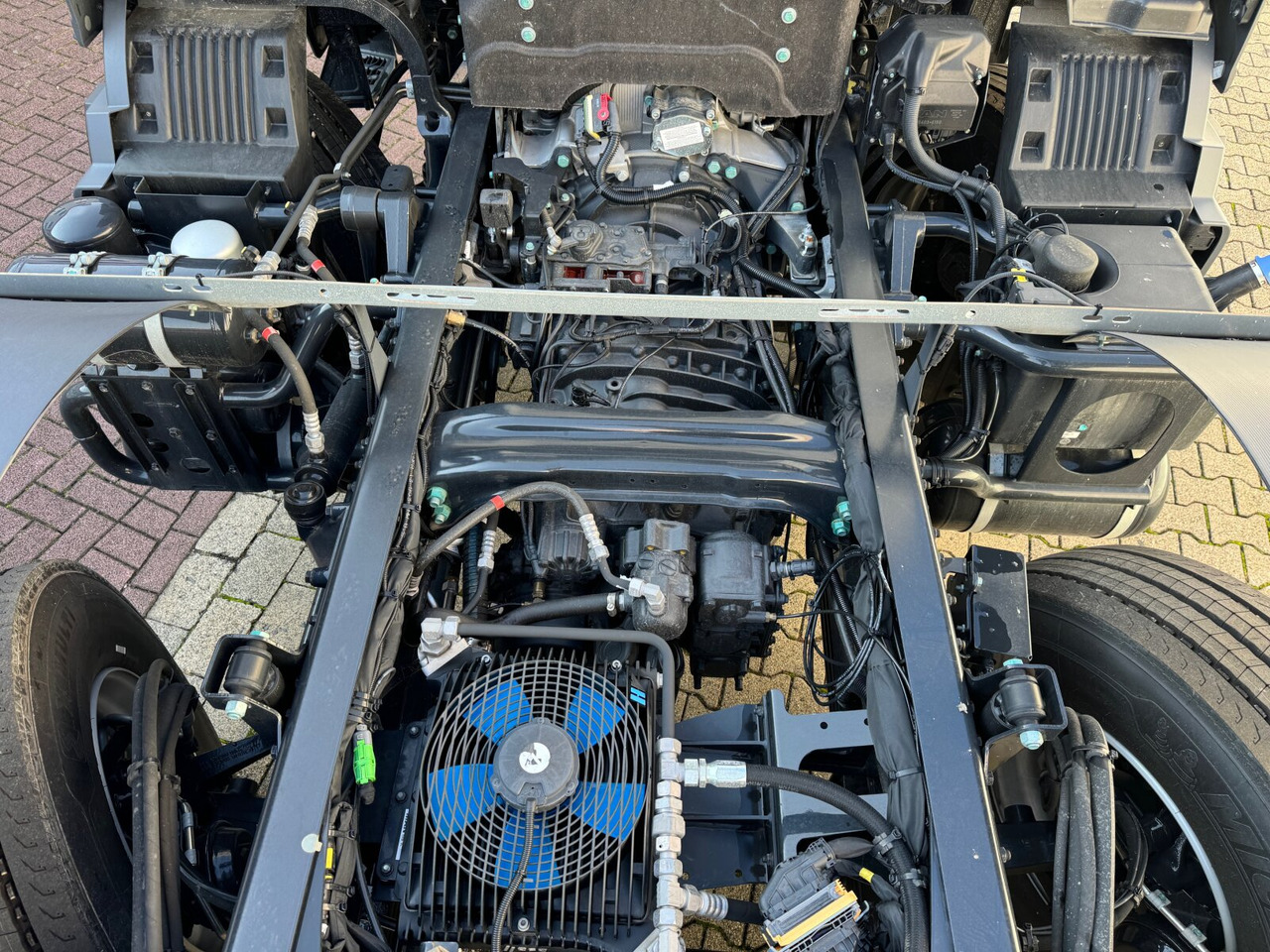 Новый Грузовик-шасси MAN TGS 35.480 8x6H BL CH TGS 35.480 8x6H BL CH, HydroDrive, Navi, Nebenantrieb: фото 11