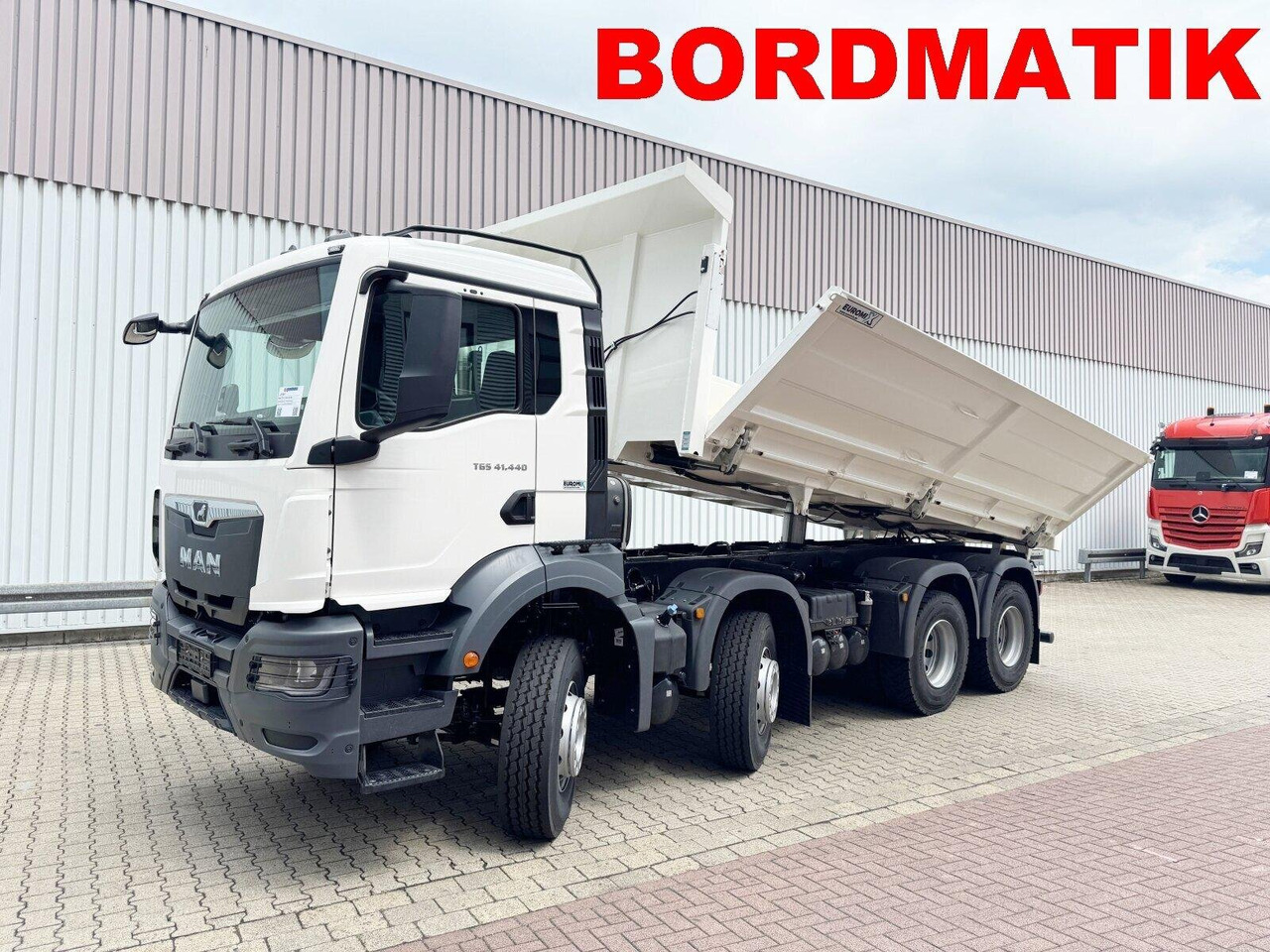 MAN TGS 41.440 8x4 BB TGS 41.440 8x4 BB, Bordmatik, ca. 16m³ - Самосвал: фото 1 MAN TGS 41.440 8x4 BB TGS 41.440 8x4 BB, Bordmatik, ca. 16m³ - Самосвал: фото 1