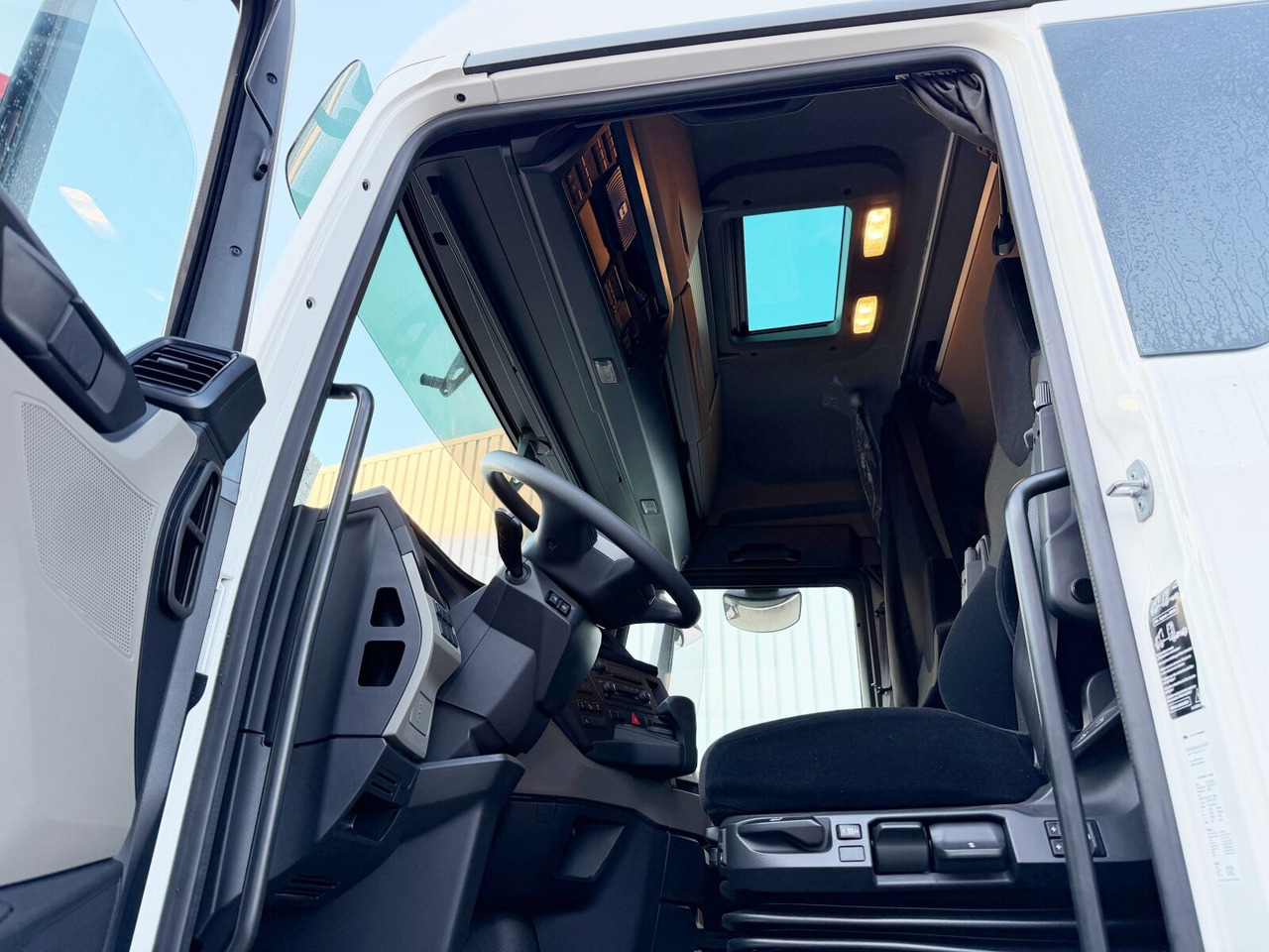 MAN TGX 26.470 6x2-4 BL TGX 26.470 6x2-4 BL, Lenk-/Liftachse, Retarder, Navi, Heckkran Atlas AK 170.2-A2 - Автоманипулятор, Грузовик бортовой/ Платформа: фото 5 MAN TGX 26.470 6x2-4 BL TGX 26.470 6x2-4 BL, Lenk-/Liftachse, Retarder, Navi, Heckkran Atlas AK 170.2-A2 - Автоманипулятор, Грузовик бортовой/ Платформа: фото 5